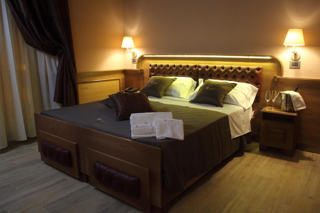 Le Club Boutique Hotel Lecce Luaran gambar